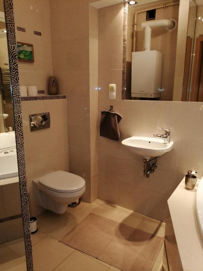 Apartament Rownica 乌斯特龙 外观 照片