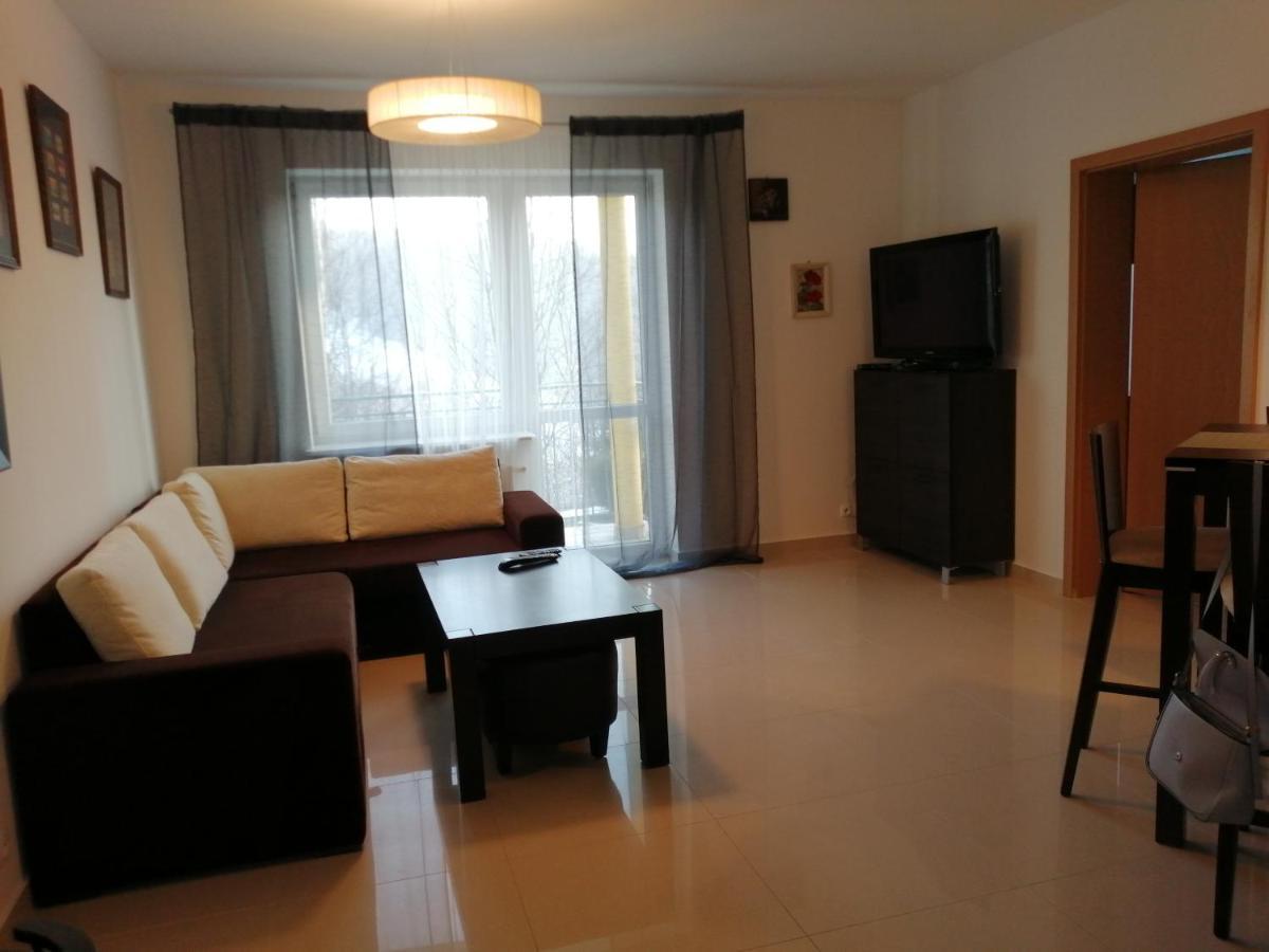 Apartament Rownica 乌斯特龙 外观 照片