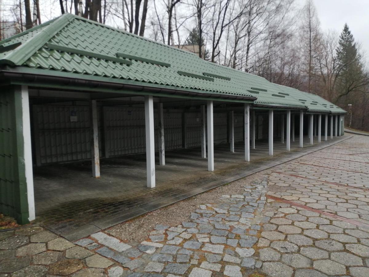 Apartament Rownica 乌斯特龙 外观 照片